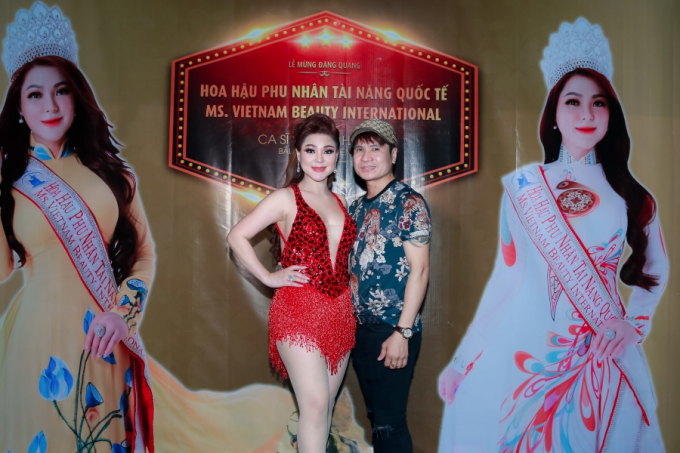 D&agrave;n sao Việt đến ch&uacute;c mừng Hoa hậu Phu nh&acirc;n Quốc tế Mỹ Li&ecirc;n