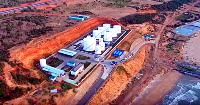 Kho xăng dầu của C&ocirc;ng ty Dương Đ&ocirc;ng H&ograve;a Ph&uacute; tại x&atilde; H&ograve;a Ph&uacute; (Tuy Phong, B&igrave;nh Thuận). Ảnh:&nbsp;P.N.