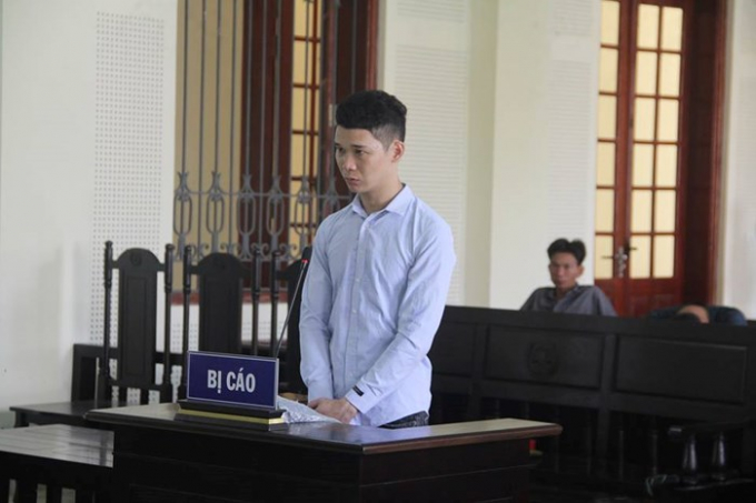 Với tội danh Giết người, bị c&aacute;o Lưu Văn Đức bị tuy&ecirc;n phạt 17 năm t&ugrave;.