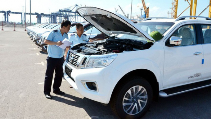 Lượng xe &ocirc; t&ocirc; từ 9 chỗ ngồi trở xuống được nhập khẩu trong tuần n&agrave;y vẫn chiếm đa số với 1.024 chiếc, trị gi&aacute; đạt 18,7 triệu USD.