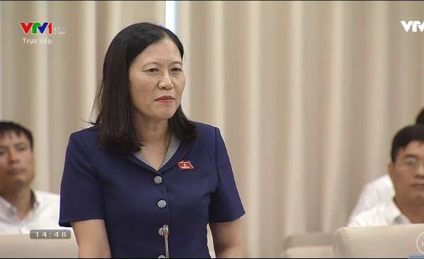 Đại biểu L&ecirc; Thị Nga (Chủ nhiệm UB Tư ph&aacute;p)