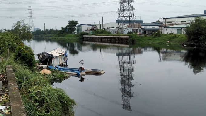 Khu vực k&ecirc;nh m&agrave; thanh ni&ecirc;n nhảy xuống bỏ trốn