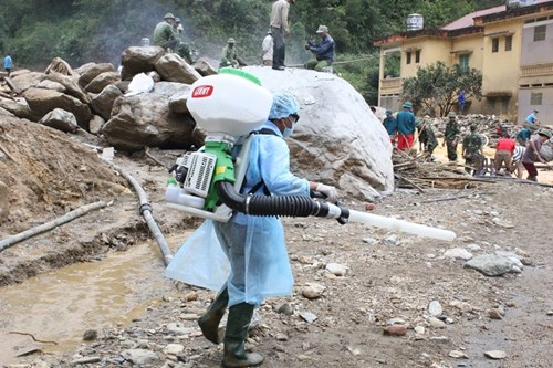 Triển khai c&ocirc;ng t&aacute;c y tế ứng ph&oacute; mưa, lũ qu&eacute;t, sạt lở đất v&agrave; khắc phục hậu quả mưa lũ tại c&aacute;c tỉnh miền n&uacute;i ph&iacute;a Bắc.