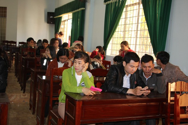 C&aacute;c gi&aacute;o vi&ecirc;n x&oacute;t xa khi sẽ bị chấm dứt hợp đồng lao động.