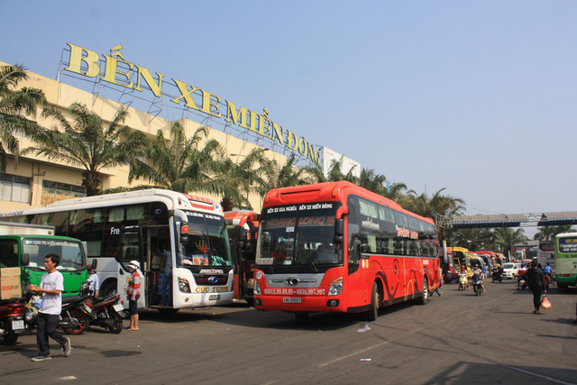 Bến xe Miền Đ&ocirc;ng tăng gi&aacute; v&eacute; dịp lễ 2/9 từ 30-40%.