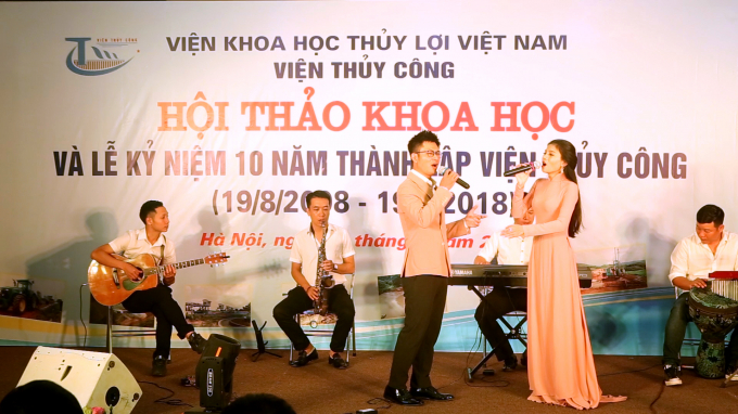 &nbsp;Chương tr&igrave;nh nghệ thuật