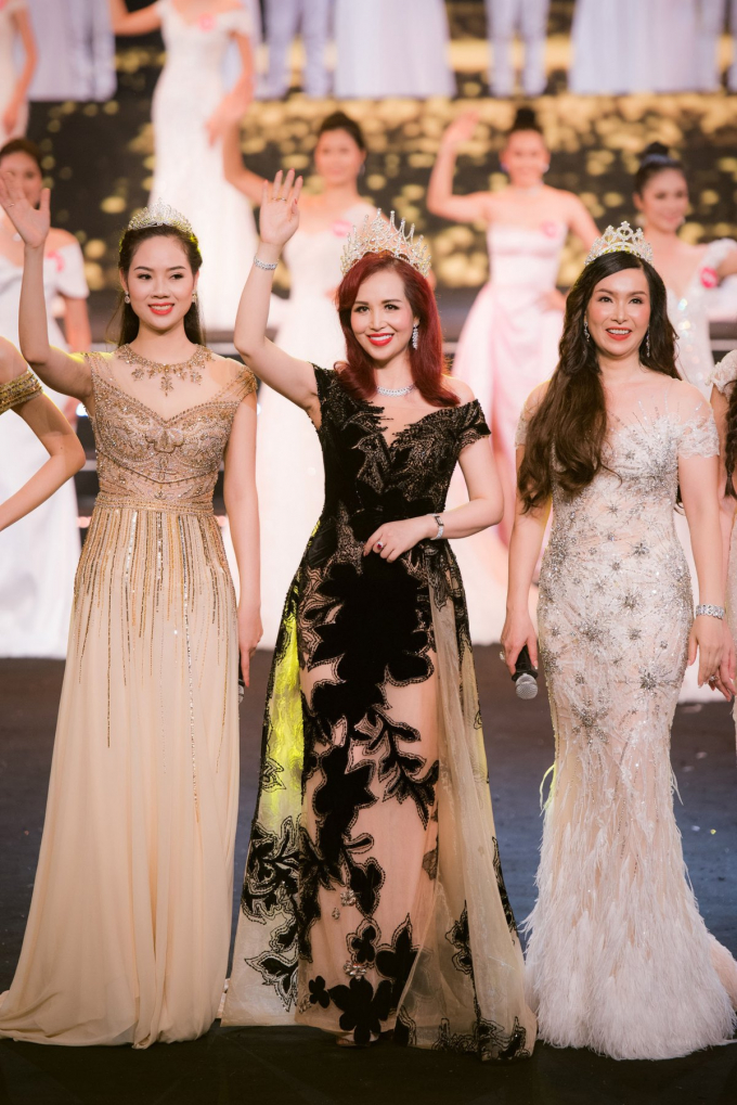 Diệu Hoa, H&agrave; Kiều Anh c&ugrave;ng đọ sắc với v&aacute;y Ho&agrave;ng Hải