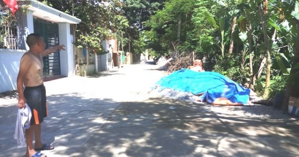 Thanh Hóa: Trộm đá granite bị truy đuổi, đâm đống cát tử vong