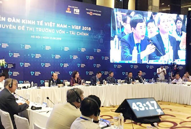 Diễn đ&agrave;n chuy&ecirc;n đề Vốn &ndash; T&agrave;i ch&iacute;nh d&agrave;nh nhiều thời gian thảo luận về c&aacute;c phương &aacute;n quản l&yacute; vốn v&agrave; t&agrave;i ch&iacute;nh của doanh nghiệp Việt Nam.