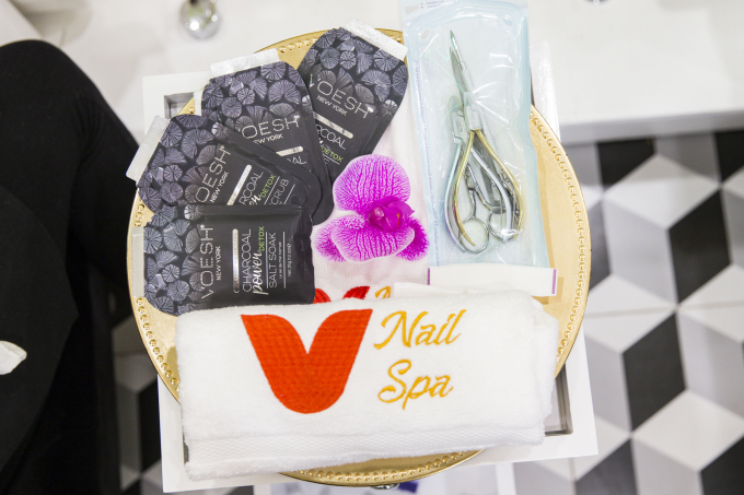 Vo&eacute;sh đắp b&ugrave;n.