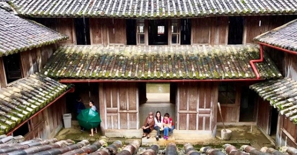 Toà dinh thự của Vua Mèo được xây dựng như thế nào?