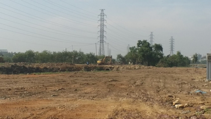 Một phần dự &aacute;n đang được đổ đất, san lấp mặt bằng.