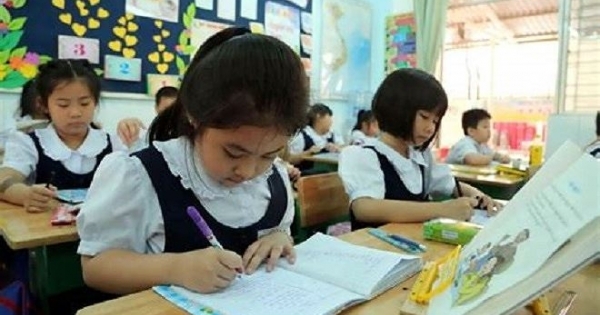 Miễn học phí THCS có tăng lạm thu?