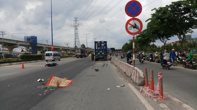 Hiện trường vụ tai nạn thương t&acirc;m.