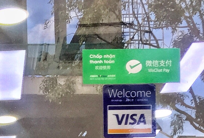 Kh&aacute;ch Trung Quốc v&ocirc; tư thanh to&aacute;n 'chui' tại Nha Trang