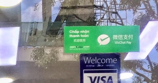 Khách Trung Quốc vô tư thanh toán 