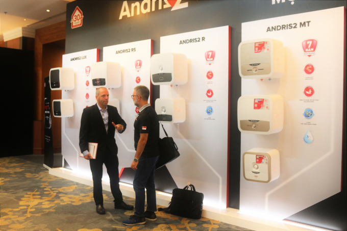 Ariston Việt Nam tổ chức kỷ niệm h&agrave;nh tr&igrave;nh 30 năm x&acirc;y dựng v&agrave; ph&aacute;t triển tại thị trường Việt Nam.