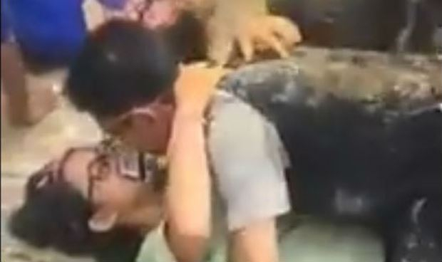 Tr&ograve; chơi tập thể g&acirc;y sốc của c&aacute;c học sinh phổ th&ocirc;ng tại Cần Thơ