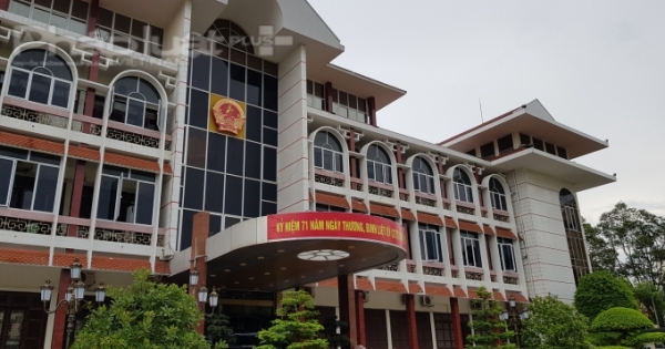 Khởi tố vụ án cán bộ thôn tự ý xẻ đất bán cho dân ở Bắc Ninh