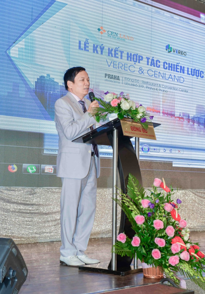 &Ocirc;ng Ho&agrave;ng Đ&igrave;nh Thắng &ndash; Chủ tịch Li&ecirc;n hiệp Hội người Việt Nam tại Ch&acirc;u &Acirc;u ph&aacute;t biểu tại sự kiện: &ldquo;T&ocirc;i đ&aacute;nh gi&aacute; rất cao s&aacute;ng kiến tổ chức hội thảo để giới thiệu về thị trường bất động sản Việt Nam của CENLAND v&agrave; VEREC. T&ocirc;i hy vọng hội thảo lần sau sẽ c&oacute; nhiều b&agrave; con cộng đồng người Việt Nam ở S&eacute;c, cũng như ở Ch&acirc;u &Acirc;u biết tới v&agrave; tham dự nhiều hơn&rdquo;.