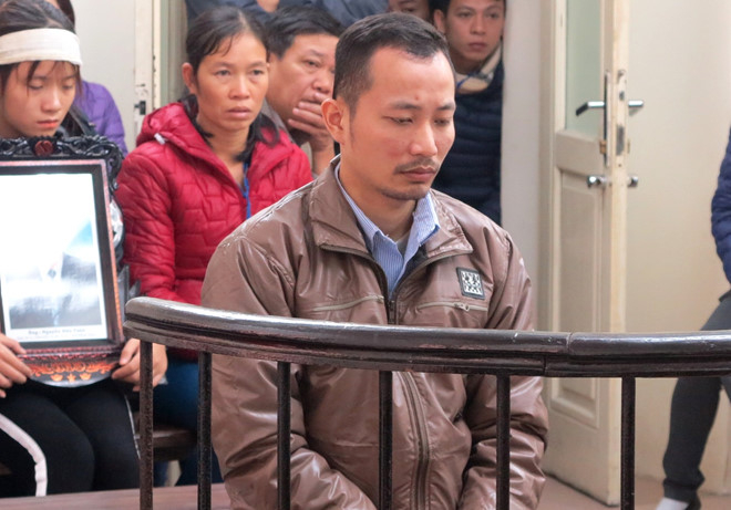 Bị c&aacute;o Hưng tại t&ograve;a. (Ảnh: Zing.vn)