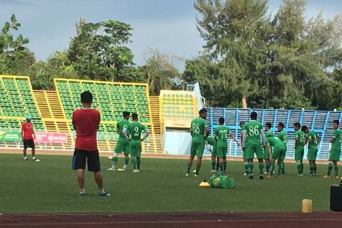 Một buổi tập của c&aacute;c cầu thủ XSKT Cần Thơ (ảnh: P.V)