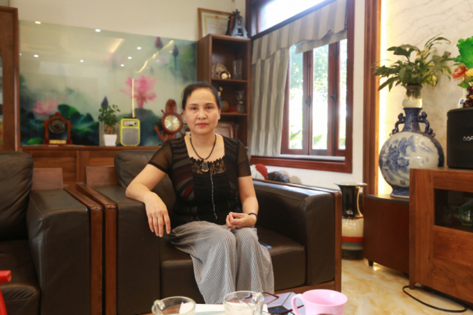 B&agrave; Nguyễn Thị Minh Hiền vợ &ocirc;ng Trương Q&uacute;y Dương - (Ảnh: Đ&igrave;nh Huy).