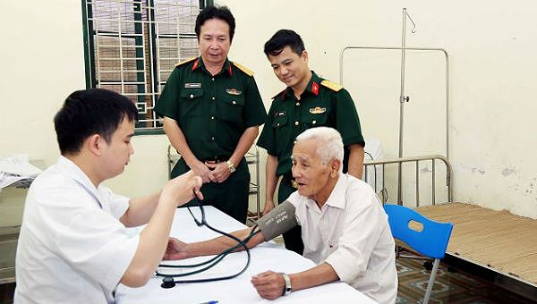 Quân đội tổ chức nhiều hoạt động tri ân người có công