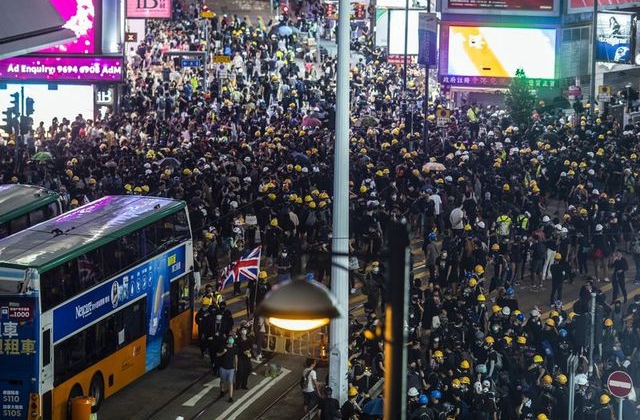 Đình công quy mô lớn tại Hong Kong