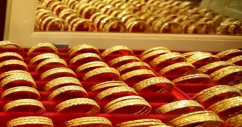 Giá vàng hôm nay 7/8: Vàng liên tục "lên đỉnh", tăng không ngừng nghỉ