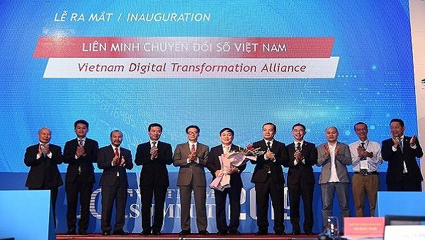 Ra mắt Liên minh chuyển đổi số Việt Nam.