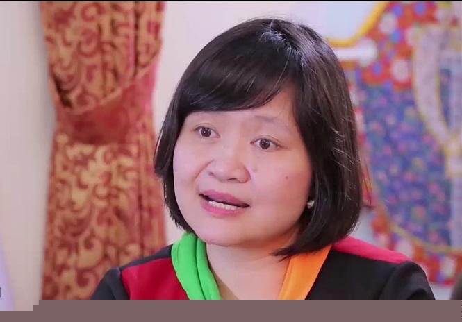 TS giáo dục Nguyễn Thuỵ Anh nhận định: “Học kỹ năng trong một thời gian ngắn, có ngây thơ quá không? Bởi kỹ năng sống được hình thành từ những thói quen sinh hoạt hằng ngày, từ ý thức của bản thân về hành vi đó”.