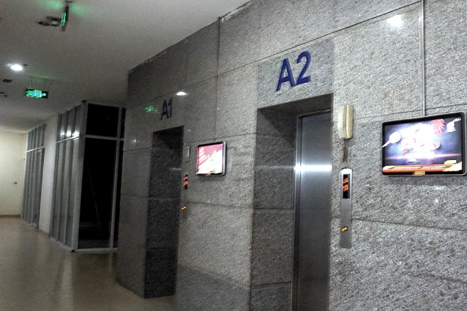 Thang máy chung cư, nơi xảy ra sự việc