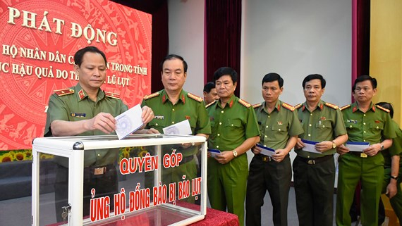 Công an tỉnh Thanh Hóa phát động lực lượng toàn ngành ủng hộ, chia sẻ khó khăn đối với đồng bào vùng bão lũ