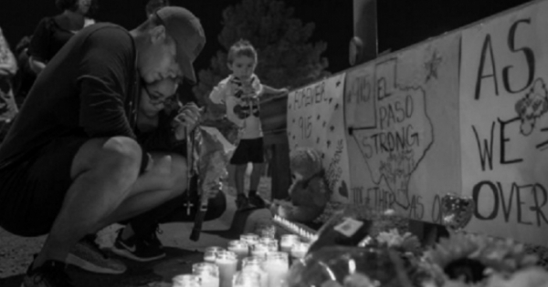 Mỹ thay đổi luật sau 2 vụ xả súng liên tiếp hay “đâu lại hoàn đó”?