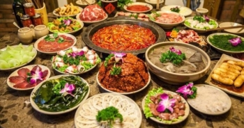 Nhà hàng phải đóng cửa vì... rửa bát bằng nước bẩn!