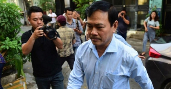 Ngày mai xét xử vụ Nguyễn Hữu Linh nựng bé gái trong thang máy