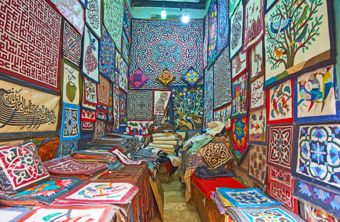 Văn hóa bản địa trong chuỗi sản phẩm, dịch vụ ở “làng di sản” sẽ mang đến trải nghiệm có “1-0-2” tại thủ phủ du lịch Hạ Long.