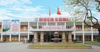 Hai anh em ruột tử vong nghi do ngộ độc thực phẩm