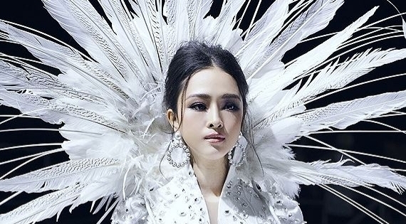 Hoa hậu Phương Nga trở lại showbiz