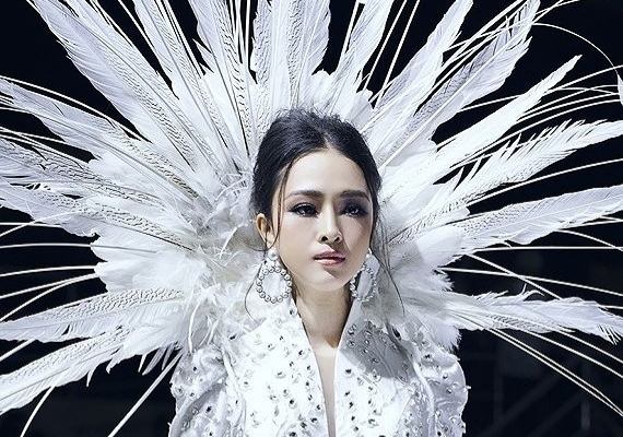 Hoa hậu Phương Nga trở lại showbiz