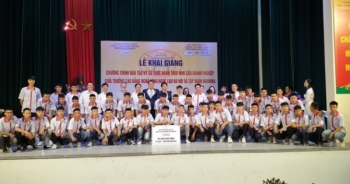 Trao tặng 50 suất học bổng trị giá 1,5 tỷ đồng trong chương trình đào tạo kỹ sư thực hành của Tập đoàn Hanwha