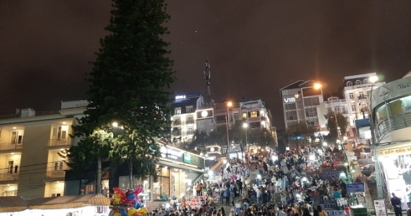 Đà Lạt: Du khách hủy hơn 16.000 phòng do dịch Covid-19