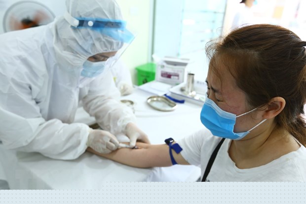 Thu truong Bo Y te: Som su dung cong cu xet nghiem cong dong o Da Nang hinh anh 4