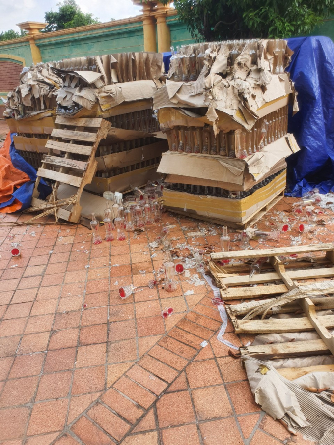 Toàn bộ nguyên liệu, thiết bị máy móc công nghệ cao của Công ty G.S Việt Nam bị dỡ, đập bỏ gây hư hỏng hoàn toàn.