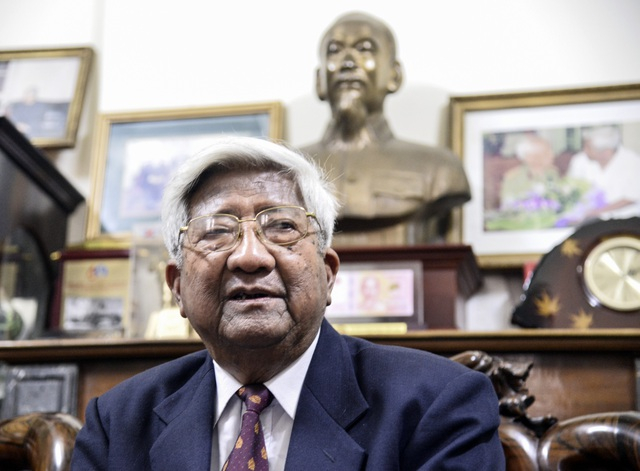 Ông Phạm Thế Duyệt là người thay vị trí Thường trực Bộ Chính trị khi ông Lê Khả Phiêu được bầu làm Tổng Bí thư Ban chấp hành Trung ương Đảng tháng 12/1997.