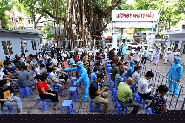 Cuoc chien chong COVID-19: Nhung ky tich va “giot nuoc tran ly