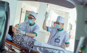 TP HCM: Người phụ nữ 67 tuổi phải cấp cứu sau khi đi làm đẹp