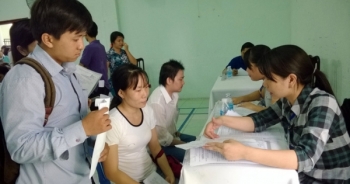 Tin kinh tế 6AM: Mỗi tháng, gần 100.000 người xin hưởng trợ cấp thất nghiệp; Doanh số Hyundai bán ra tăng vọt trong tháng 7