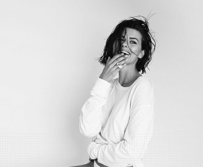 'Chân dài' 9x Georgia Fowler tắm nắng gợi cảm trên biển  - ảnh 9